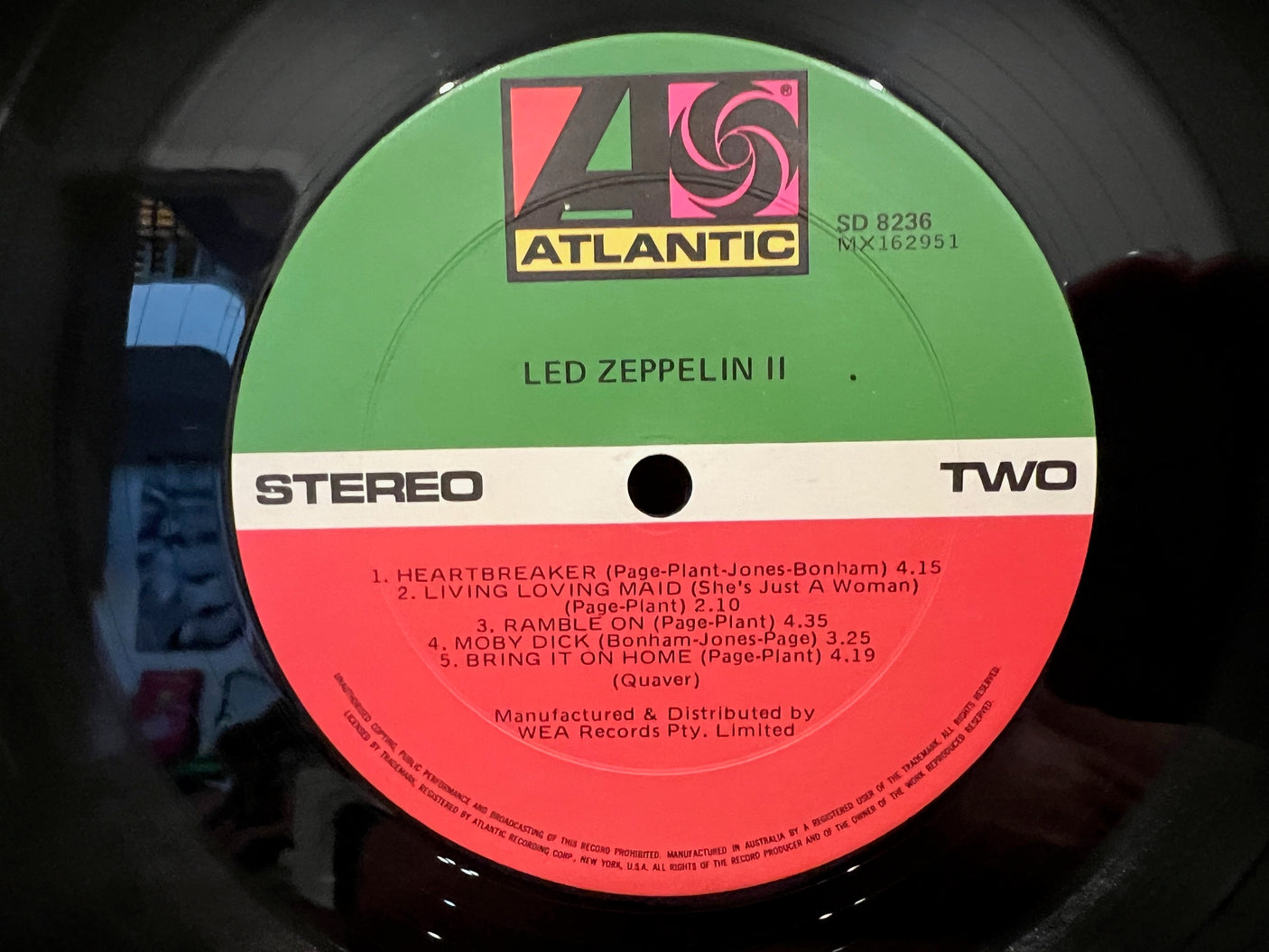 LED ZEPPELIN - Led Zeppelin II - USED LP VINYL - EARLY 1970’s AUSTRALIAN PRESS - VG/VG+
