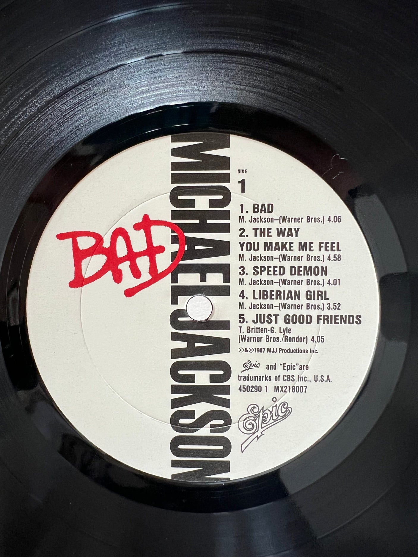 MICHAEL JACKSON - Bad - USED LP VINYL - VG+/VG+