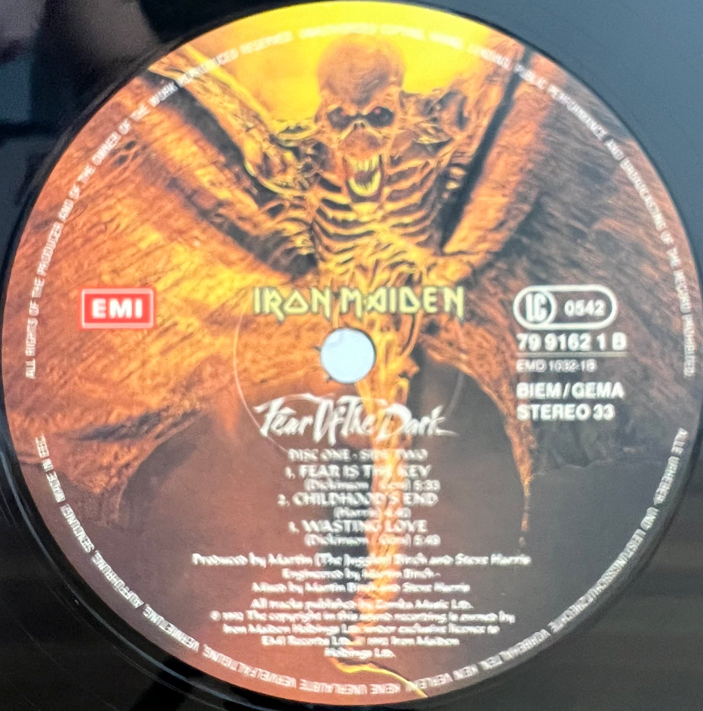 IRON MAIDEN - Fear Of The Dark - USED LP VINYL - VG+/VG+